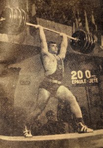 Триумф штанги ELEIKO в Париже от Василия Колотова (СССР)