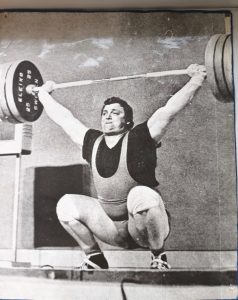 Эпохальный мировой рекорд на штанге ELEIKO в зале "Диана" - покорён рубеж в 200кг в рывке на ELEIKO!